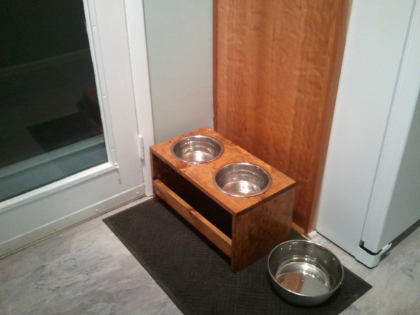 Woodworking Plans Dog Bowl Stand Wooden PDF simple free woodworking 